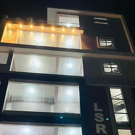 Lsr Service Apartments Tirupati Exteriér fotografie