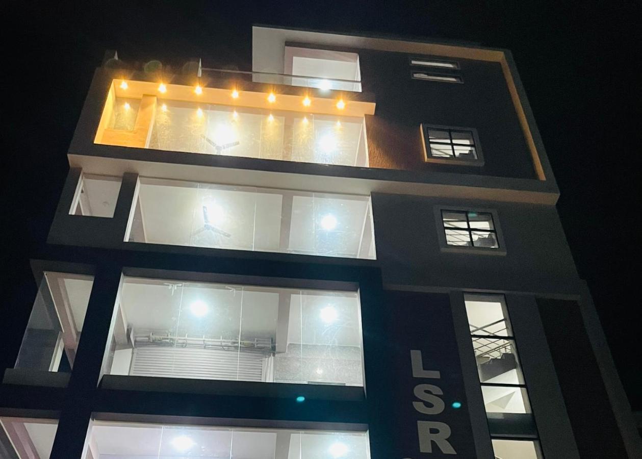 Lsr Service Apartments Tirupati Exteriér fotografie